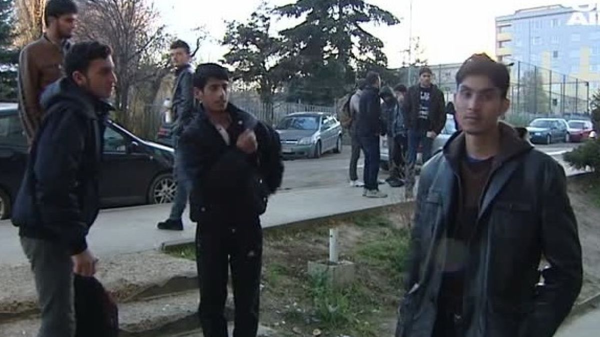 В Софийския Арабистан гостоприемството ни се възнаграждава от бежанците по странен начин