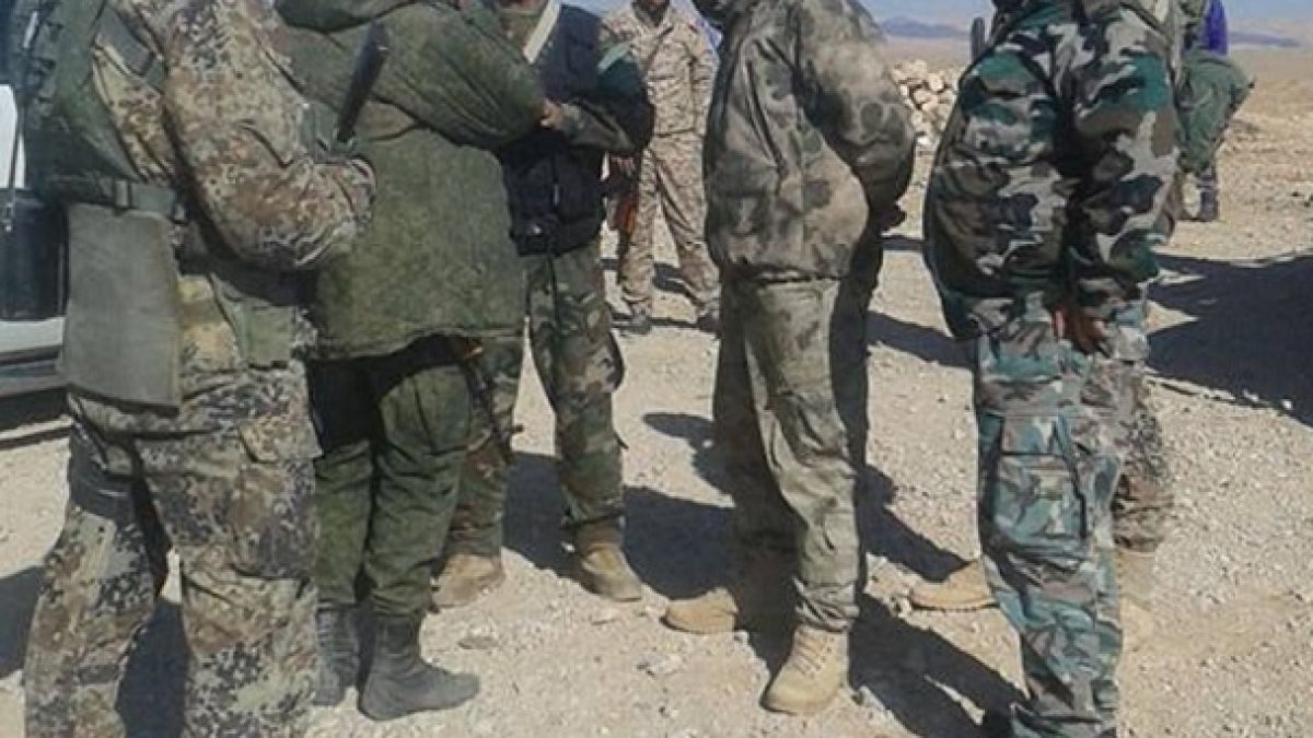 Предупреждение: Небето над Казанлък светва, военни казаха защо