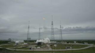 Пробив: Falcon 9  кацна успешно обратно на Земята (ВИДЕО)