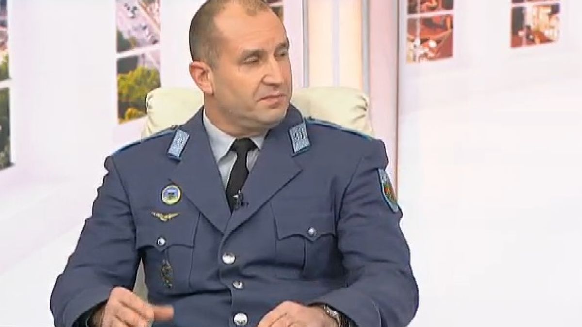 Командирът на ВВС сензационно: Всички ремонтирани МИГ-ове остават на земята