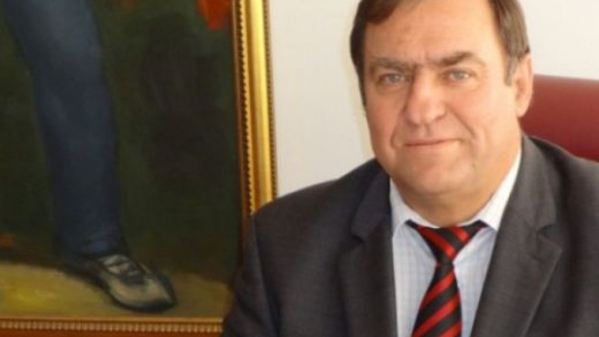 Първо в БЛИЦ: Изписаха изнасилената от кмета Ирена, скриха я далеч от Стрелча