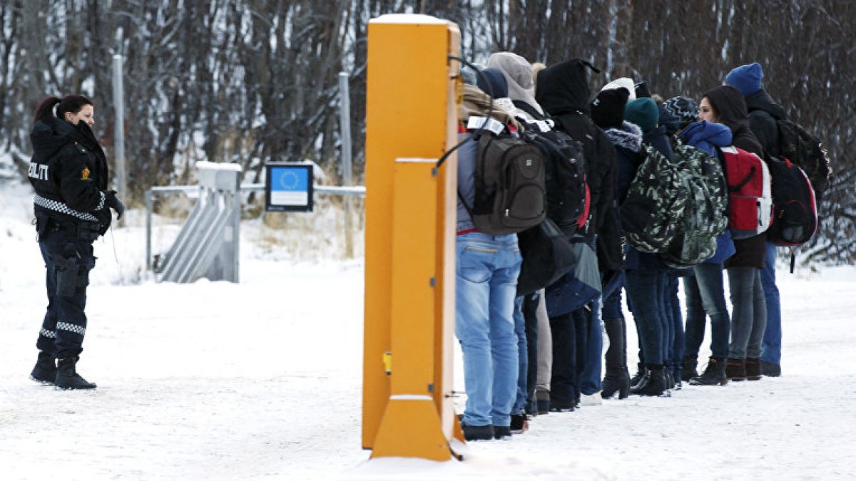 Норвегия ще депортира 280 бежанци в Русия 