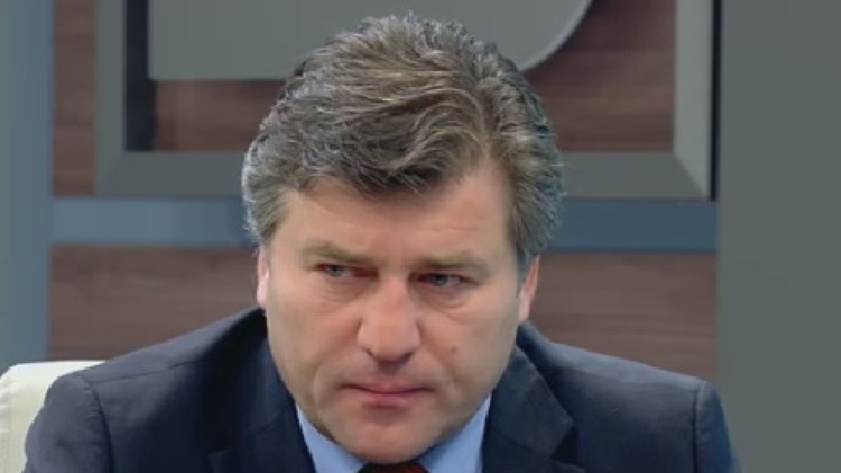 Член на ВСС: Няма термини като "саморазпускане" и "колективна оставка"
