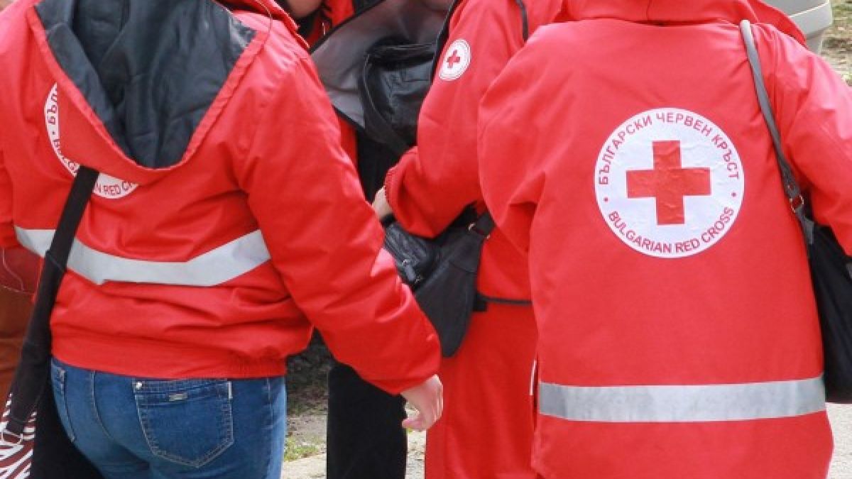 Десетки спасители издирват мъж, изчезнал край хижа "Мургана” 