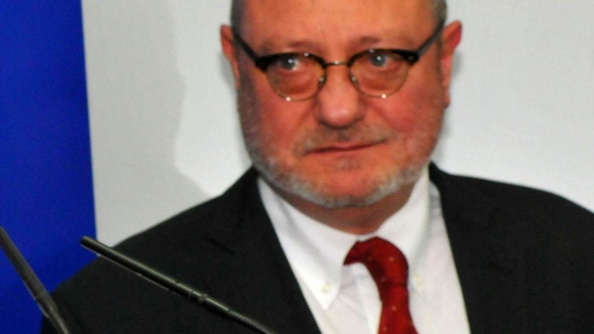 Министърът в оставка Тодор Танев: Времената са турбулентни, търси се дискредитиране