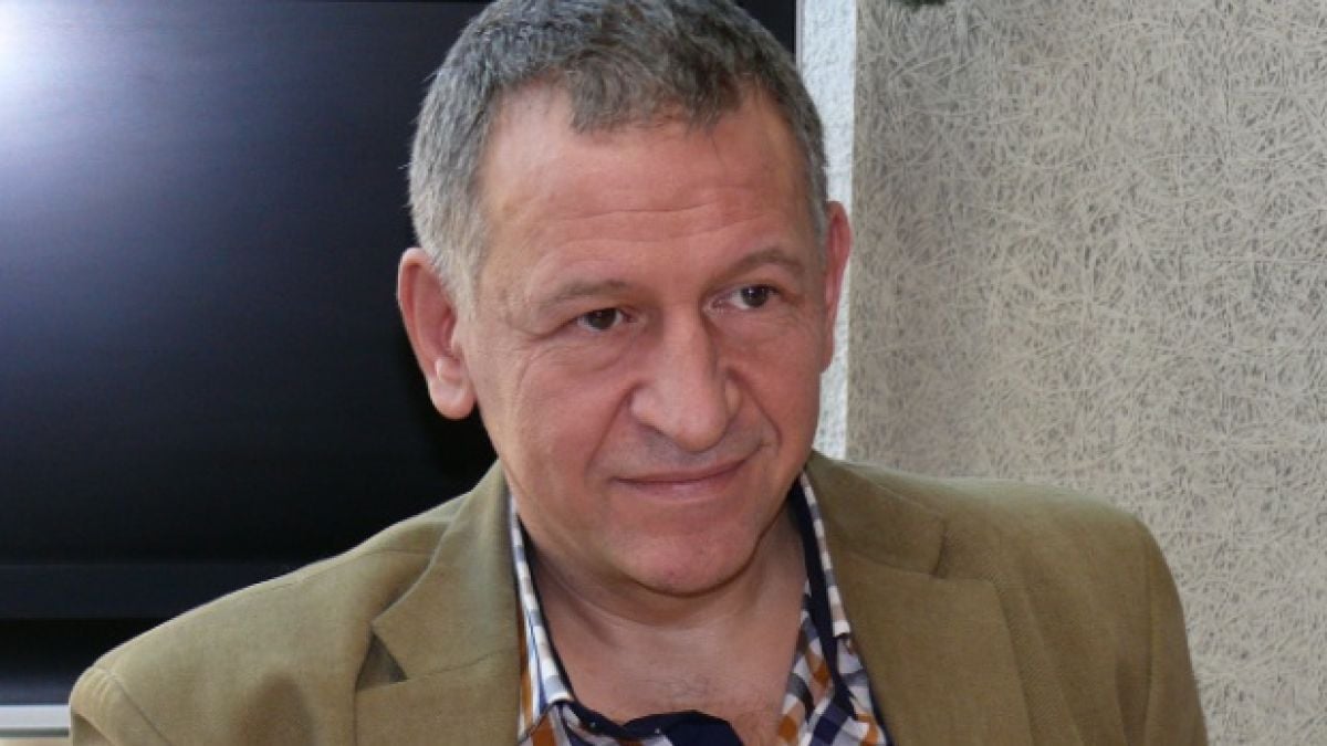 Пламен Таушанов към Кацаров: Какви глупави послания има, уволнете пиарите си!