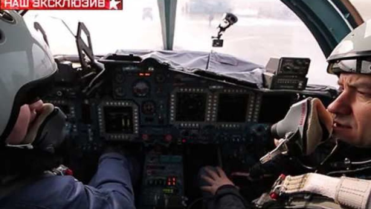 Ексклузивни кадри от кабината на най-новия Су-34 (ВИДЕО) 