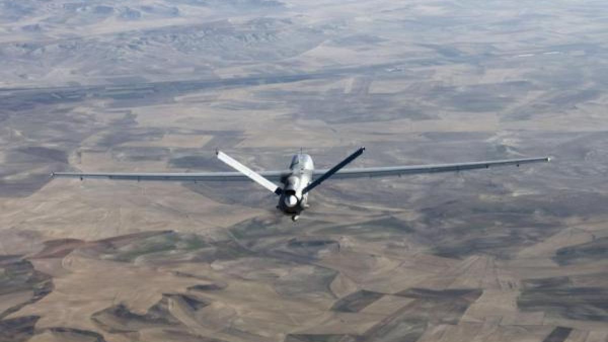 Турция изпробва безпилотен самолет за боевете с кюрдите