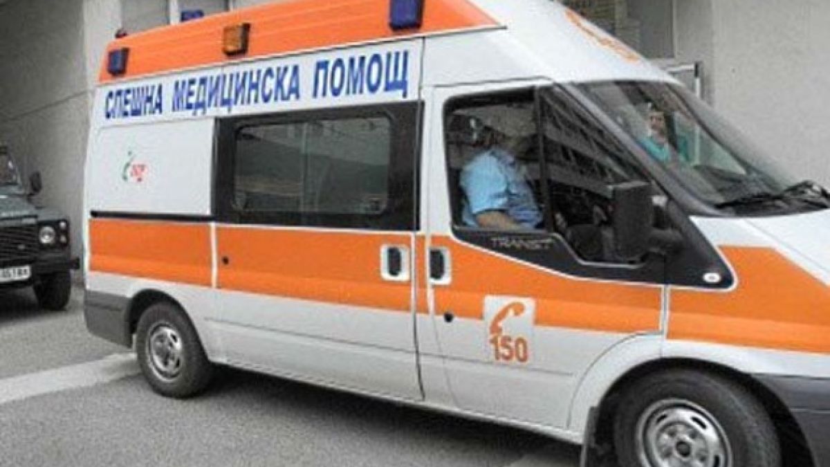 Газова бутилка изгори лицето, корема и ръцете на банскалия