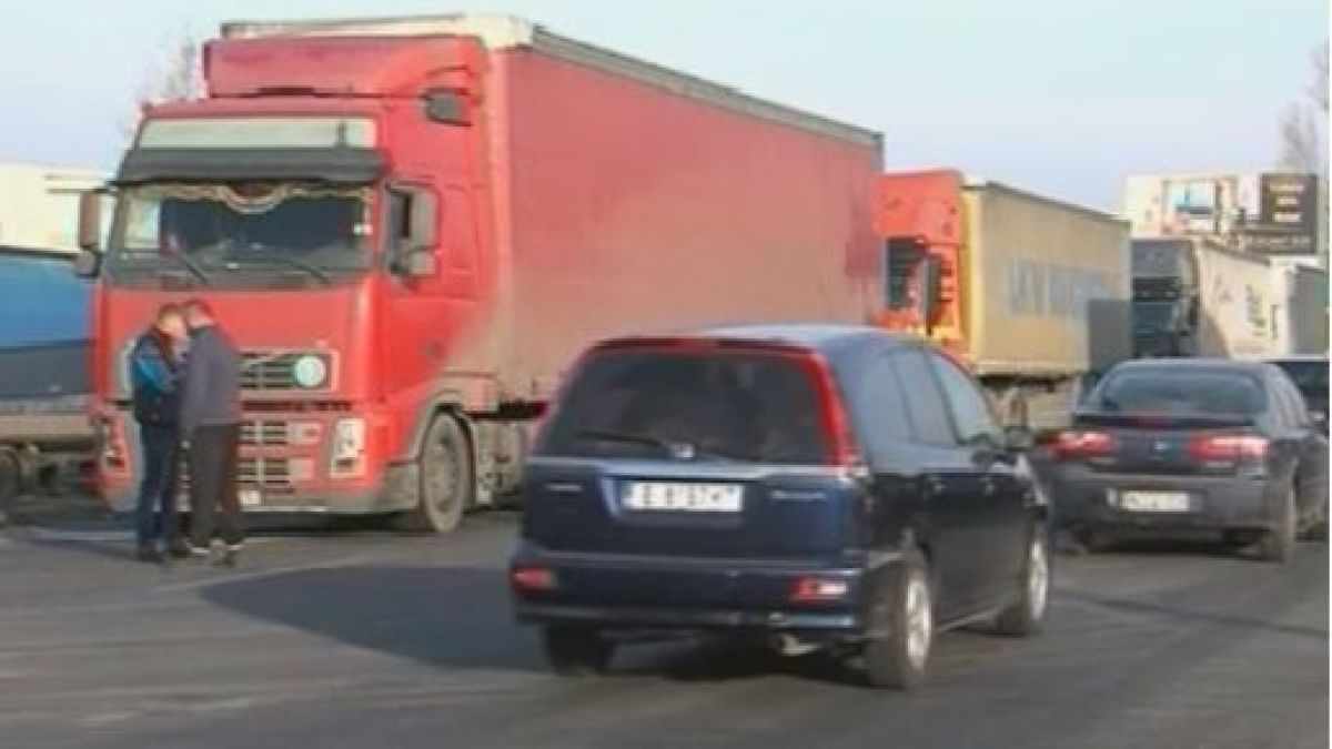 Пак се започна: Над 5 километра е опашката от ТИР-ове на Кулата!