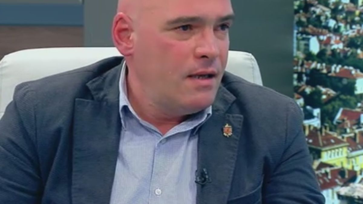Извънредно! Бивш полицай е арестуван за детска порнография! 