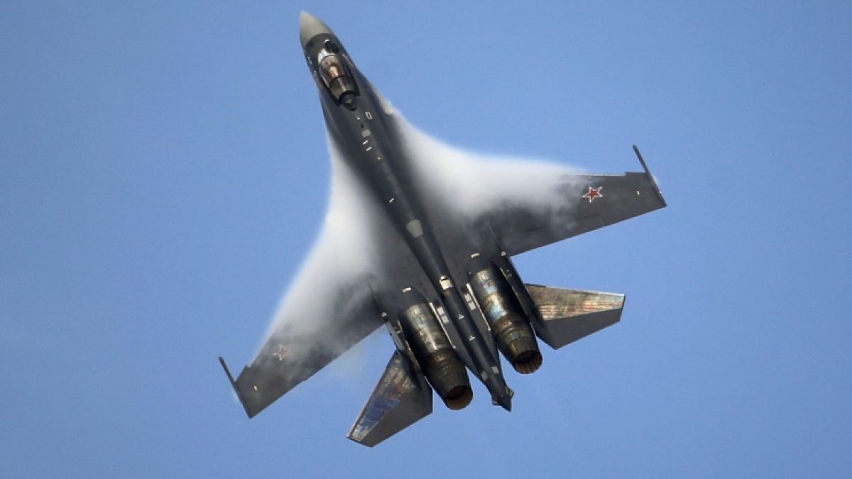 Изтребителят Су-35 преминал изпитания в Алжир, ще го купуват