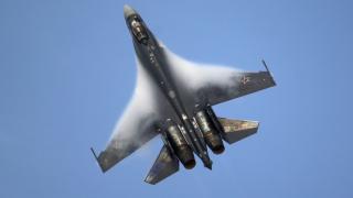 Изтребителят Су-35 преминал изпитания в Алжир, ще го купуват