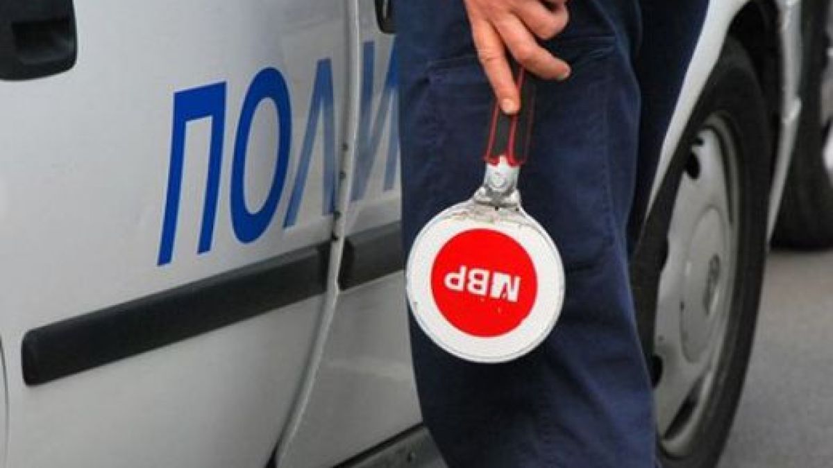 Рекордно пияна се заби в гараж, шокира полицаите