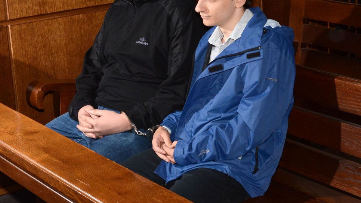 Условна присъда за братовчедите, които измамиха тотото