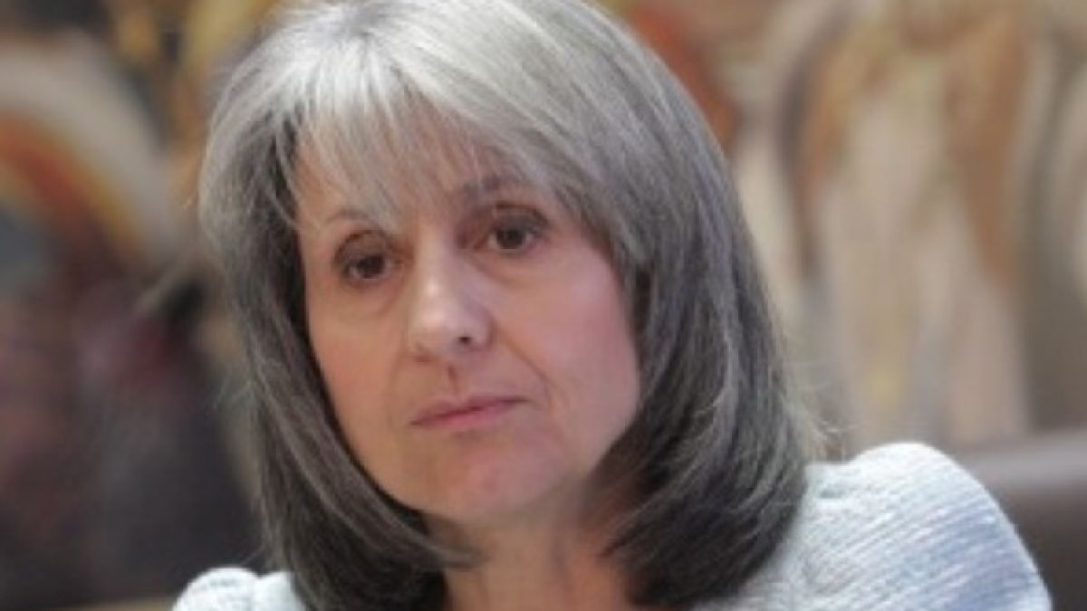 Маргарита Попова към генерали: Българското небе може да бъде пазено от вас, а не от чужди хора!