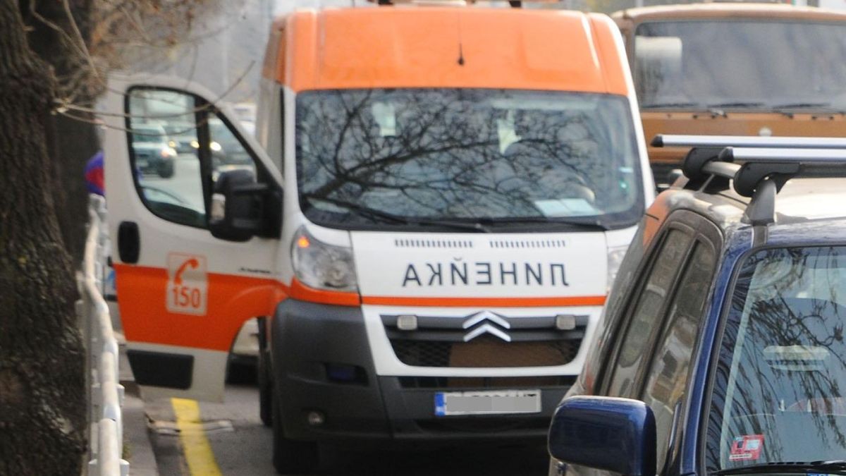 Две жени в болница след верижната катастрофа на Цариградско 