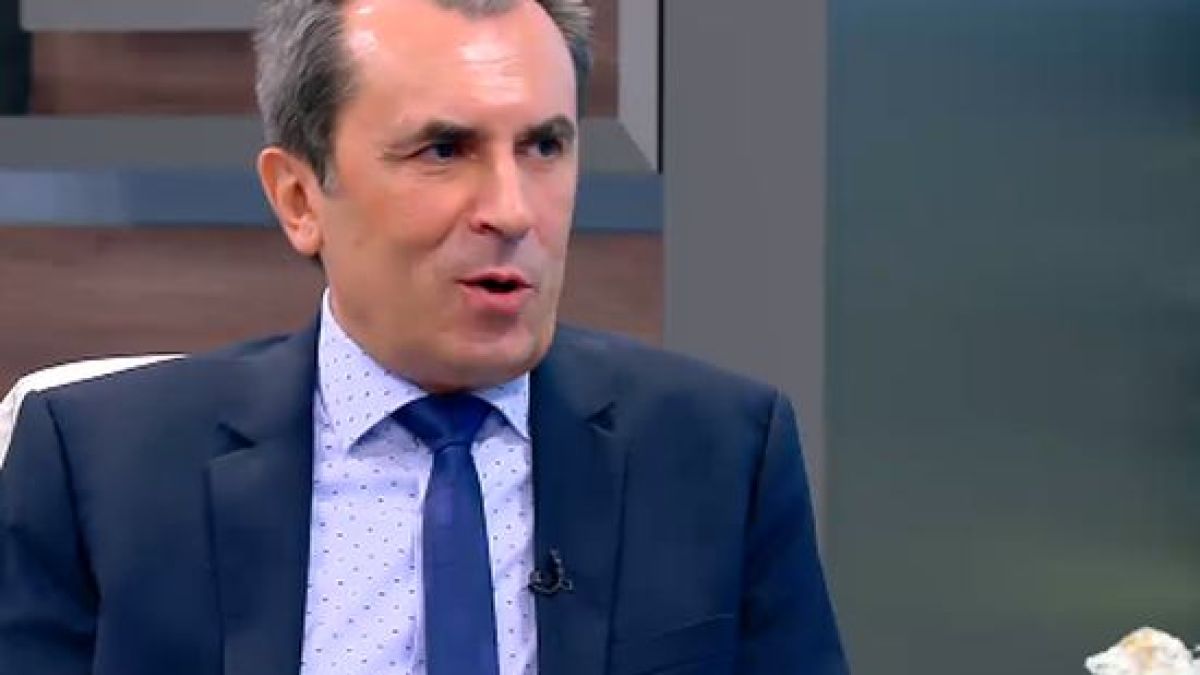 Орешарски: Не очаквам нищо съществено от доклада за КТБ