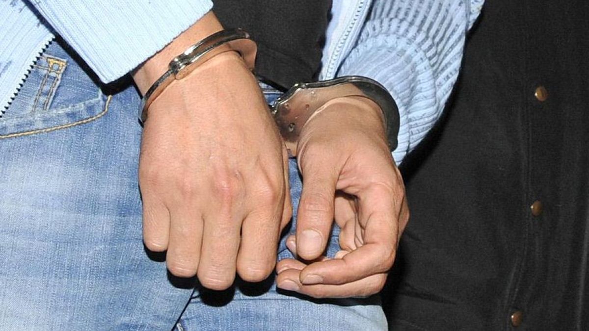 Закопчаха рецидивист, наръгал опонент с нож в корема 