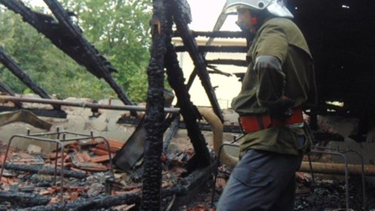 Мъж на 60 години изгоря в къщата си