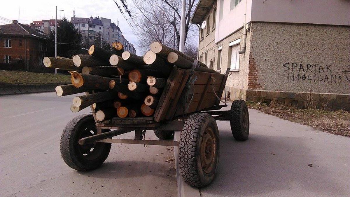 Мургави апаши обраха полицията в Симеоновград