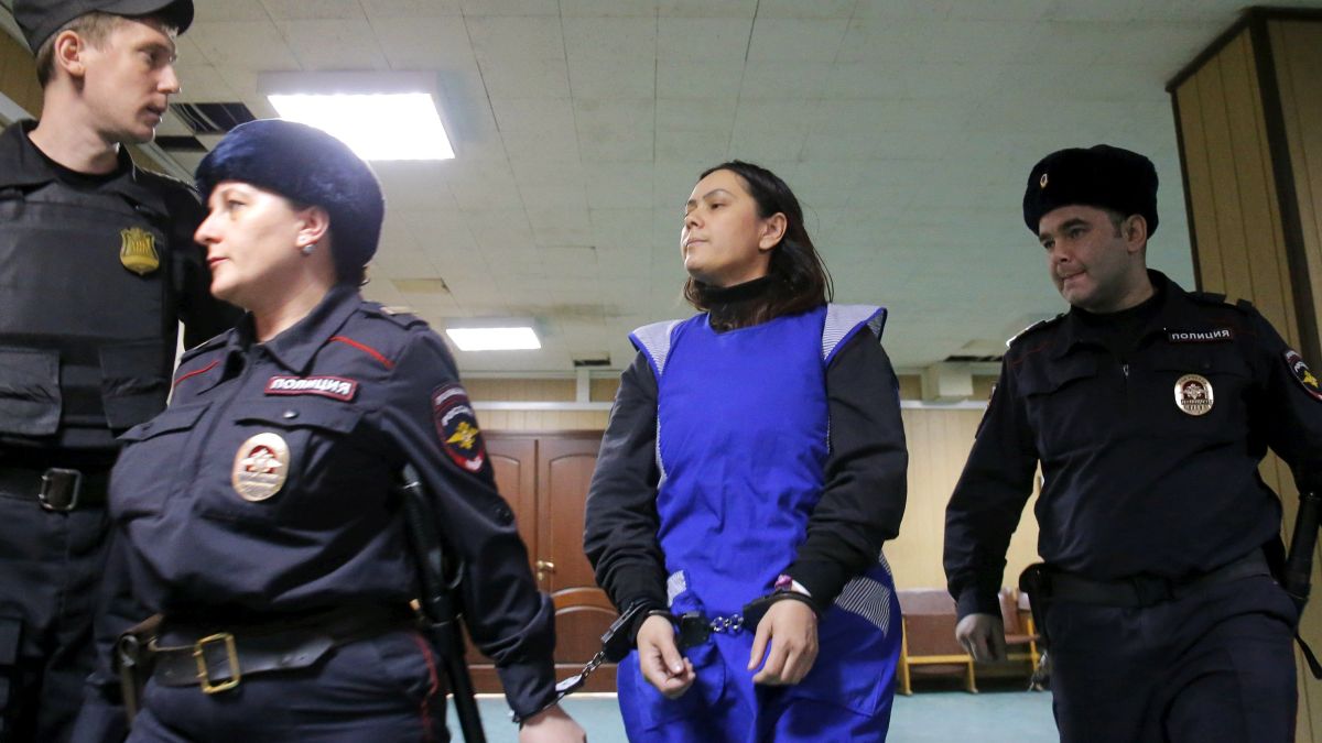 Синът на кървавата бавачка бил вербуван от терористи  