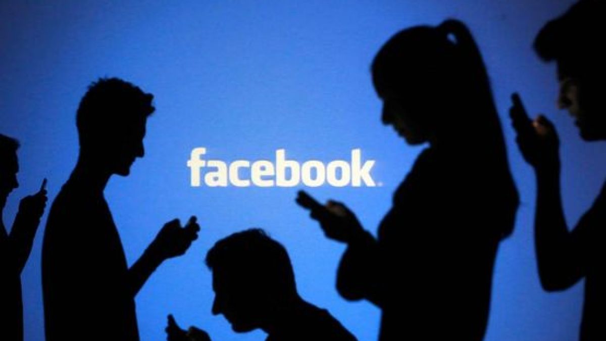 Facebook следи кога спим (ВИДЕО)