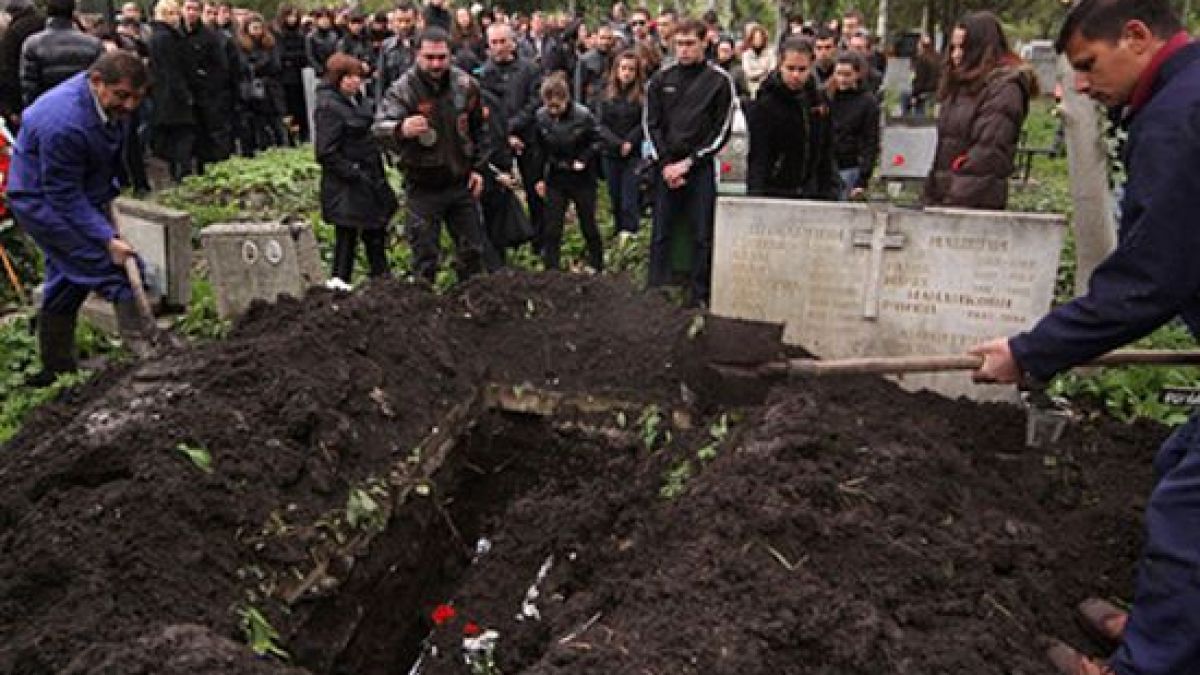Млад гурбетчия от Пиринско умря от инфаркт в Англия