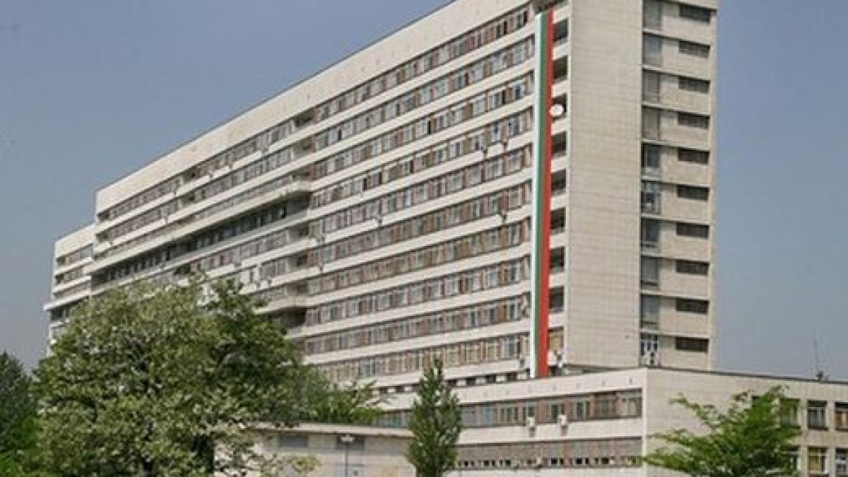 Извадиха тумор колкото портокал от гърдите на бебе