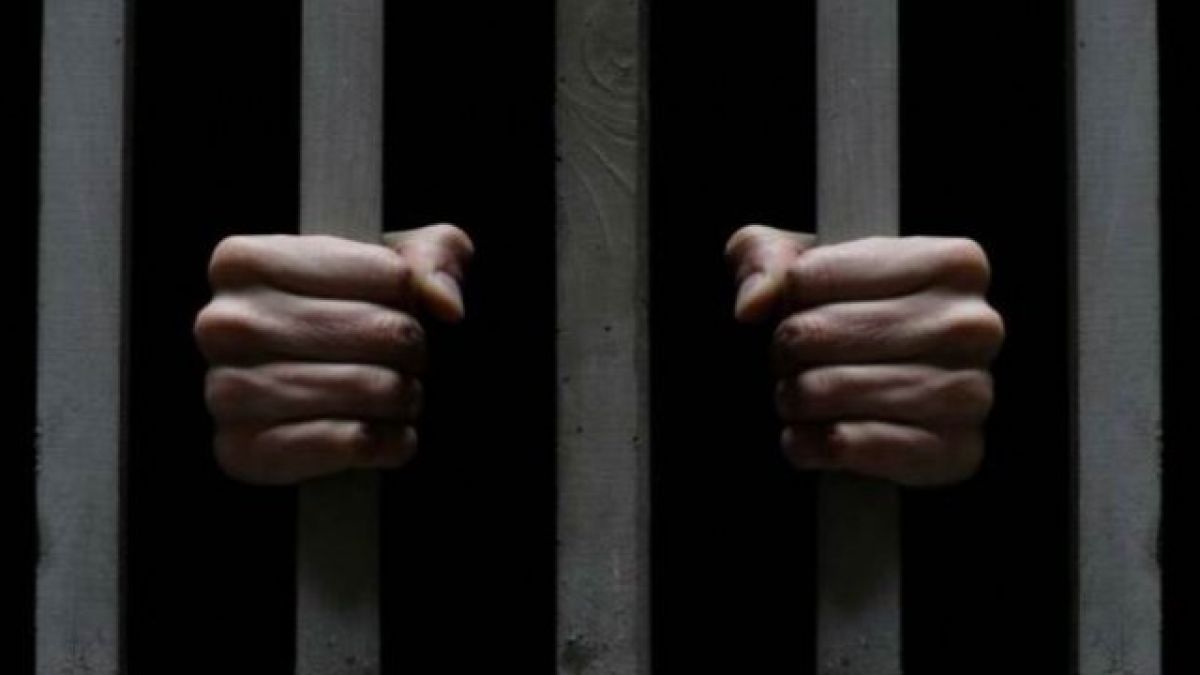 Сливенски „химик“ влезе в затвора за 8 години