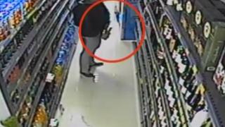 Бургаски апаш счупи рекорда по светкавично крадене на уиски (ВИДЕО)