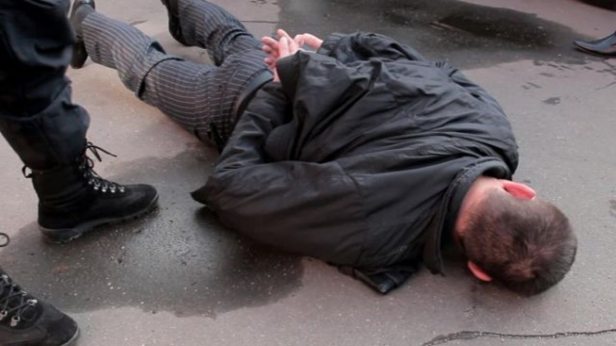 Арестуваха опасния Синап, скочил на ченгета с бой, псувни и заплахи