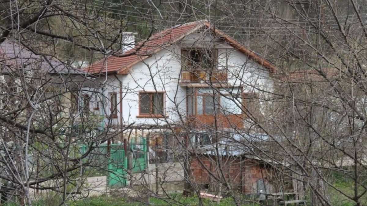 От безизходица! Мъж се гръмна, за да се отърве от мъките 