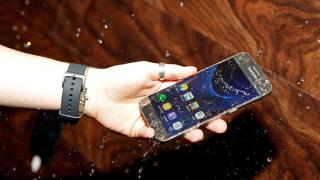 Samsung подготвя удароустойчива версия на флагмана Galaxy S7