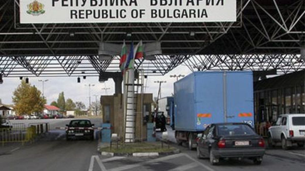 Граничар спаси от самоубийство шофьор, превозвал близо половин тон канабис