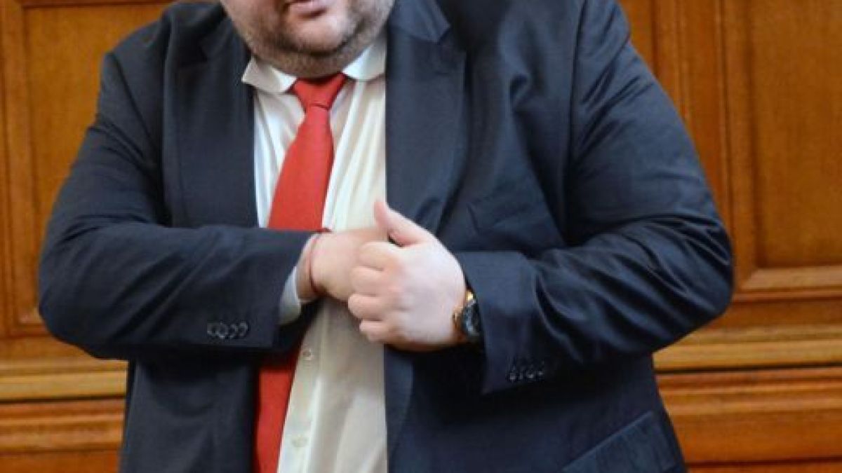 Делян Пеевски: Отказвам се от сделката за "Канал 3"