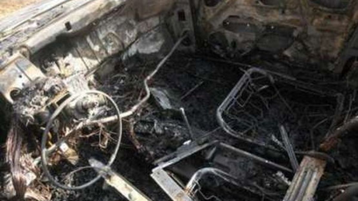Първо в БЛИЦ: Карлово се тресе, някой подпали колите на Половинката!