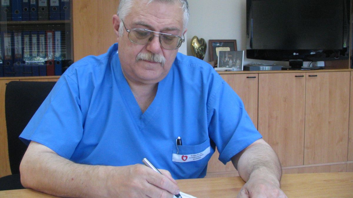 Проф. Владимир Пилософ аут от Фонда за лечение на деца