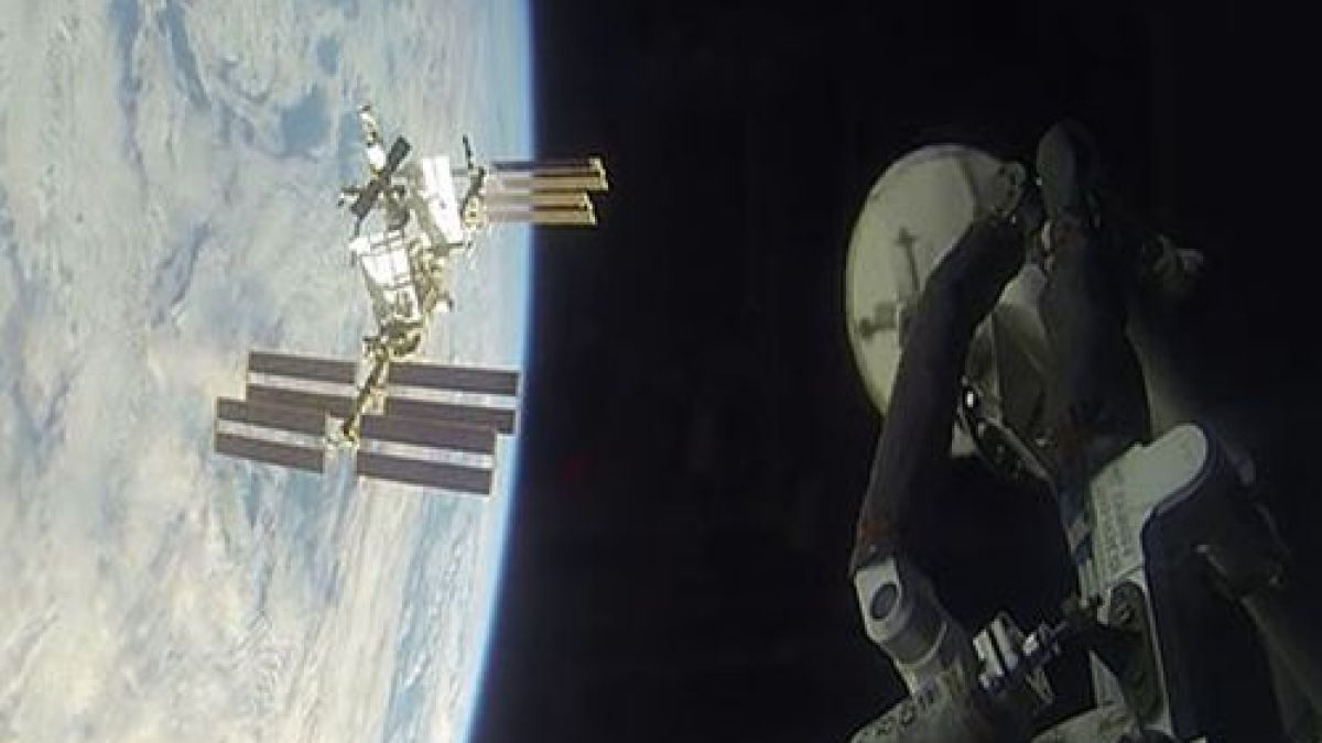 Вижте как космическият кораб „Прогрес” се скачва с МКС (ВИДЕО) 