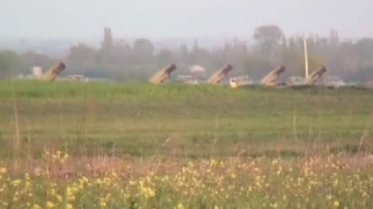 Армения и Азербайджан едновременно обявиха за съкрушителни военни победи 