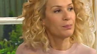 Ненаситна: Гала пак подхвана темата "Цици"