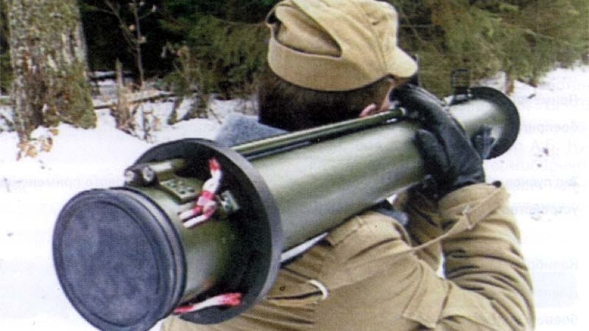 Мощно оръжие: РПГ-28 „Клюква” пробива двуметрови бетонни стени (ВИДЕО)