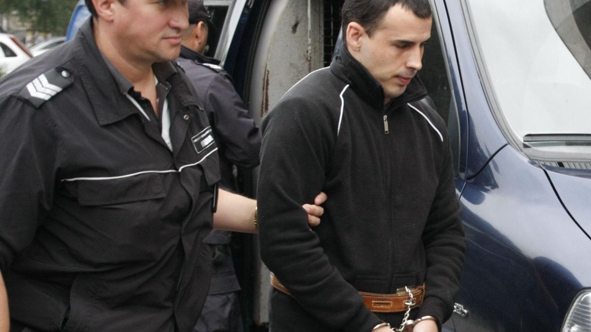 Интерпол издирва един от най-свирепите бургаски бандити 