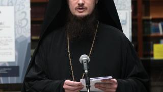 Архимандрит Дионисий сгафи с писмо до Рим