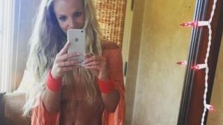 Бритни става Пепеляшка по Коледа срещу половин милион