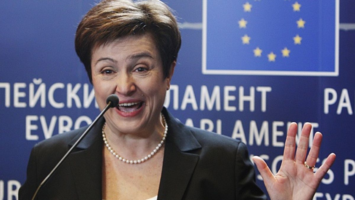 Слух от Брюксел: ГЕРБ залага на Кристалина за президент?