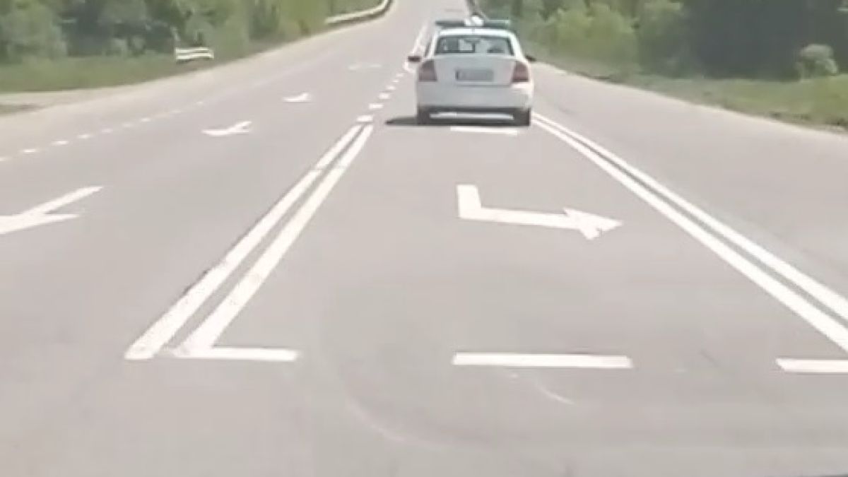 Ченге с патрулка гази закона, лети със 120 при разрешени 60 км/ч (ВИДЕО)