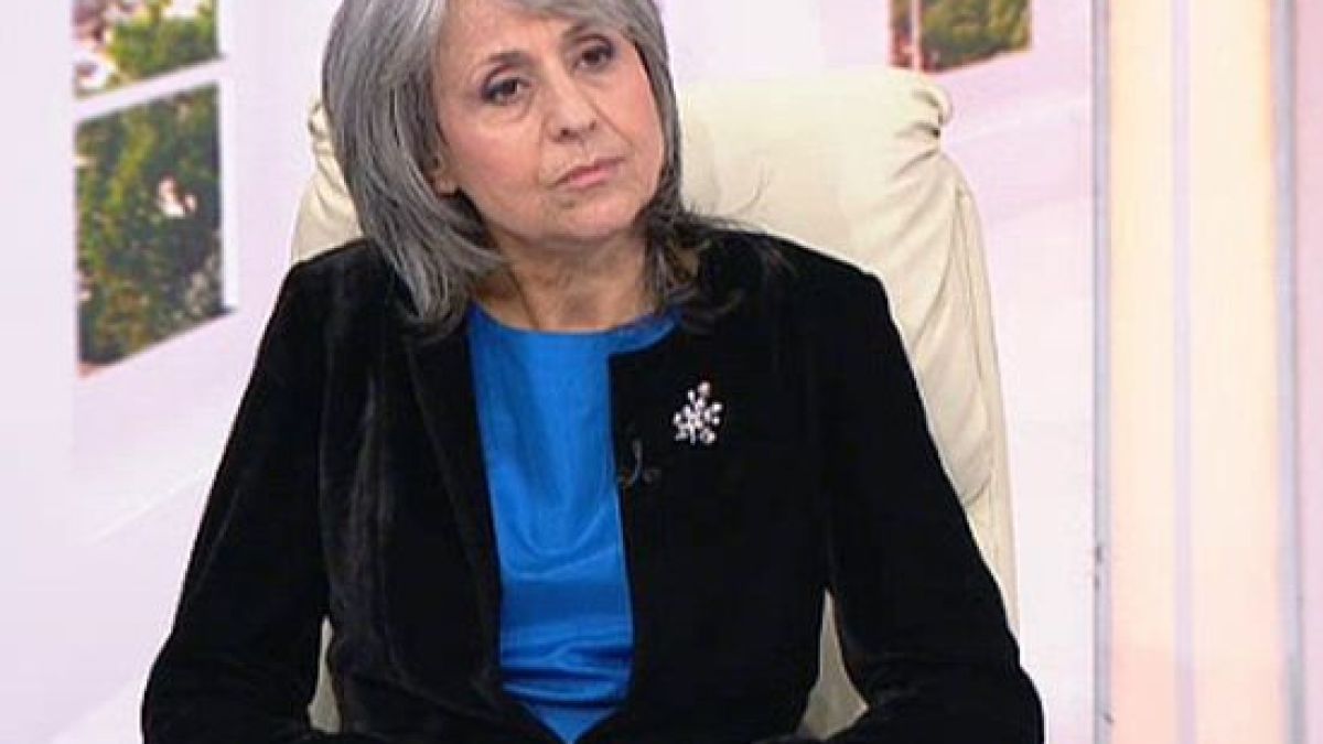 Маргарита Попова поднесе цветя пред паметника на Алеко Константинов в Чикаго