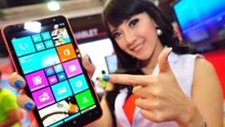 Продажбите на смартфоните Lumia рухнаха със 73%