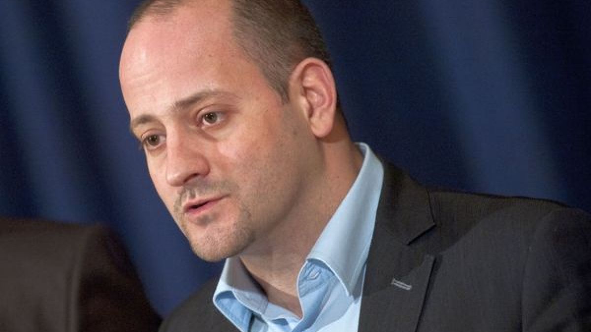 Привикаха Радан Кънев на разпит в следствието 